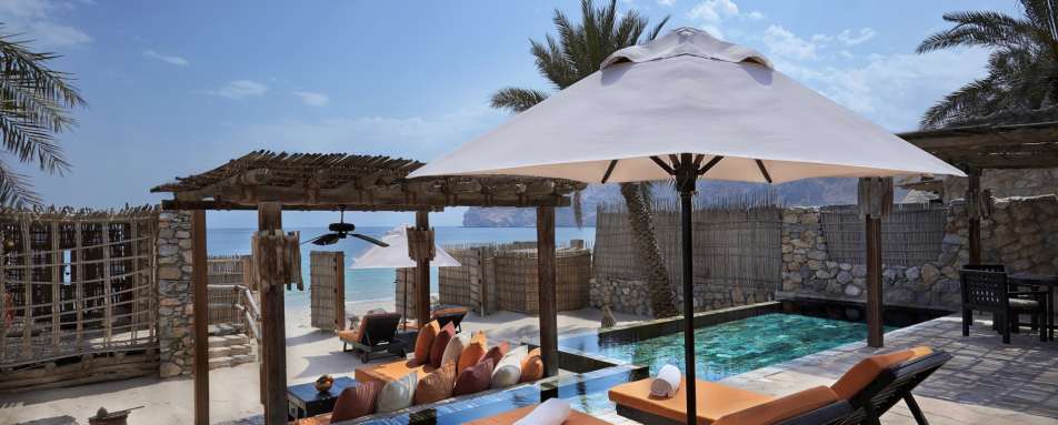 Pool Villa Suite Beachfront - Six Senses Zighy Bay