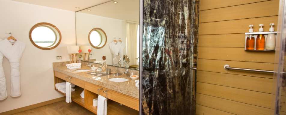 Bathroom - Delfin III