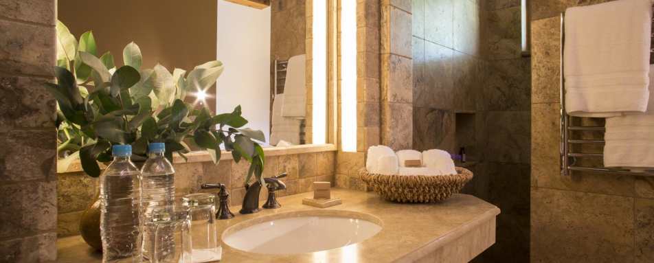 Bathroom  - Inkaterra Hacienda Urubamba