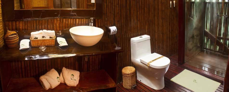 Refugio Amazonas Bathroom 