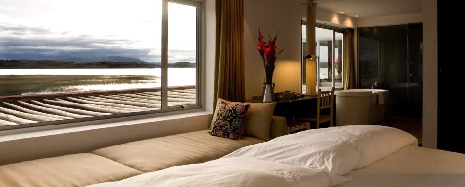 Bedroom and lake views - Titilaka