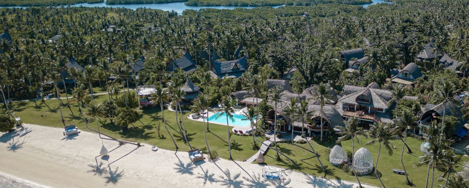 Resort front right view 