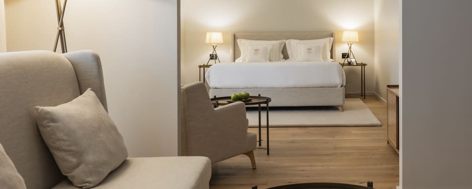 1 King 1 Bedroom Suite 