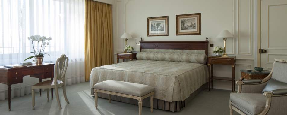 Guest room - Four Seasons Hotel Ritz Lisbon