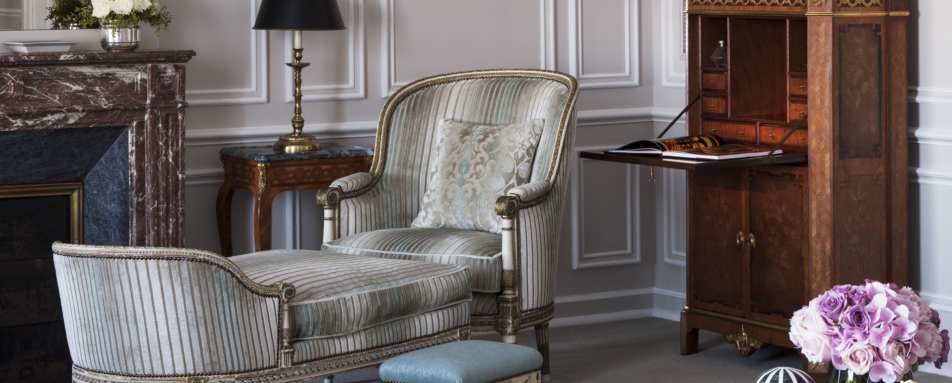 Suite living room - Four Seasons Hotel Ritz Lisbon