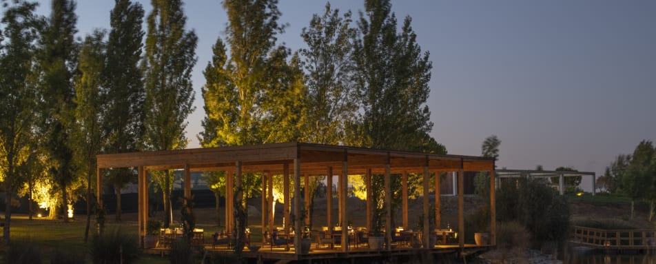 Lake Dake and Cafe by night 