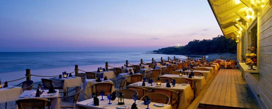 Beach bar at sunset - Pine Cliffs