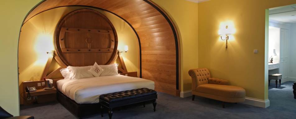 Master Suite - The Yeatman