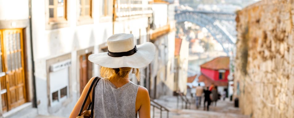 Inhouse Wine Experience with The Largo Sommelier Team Scott Dunn