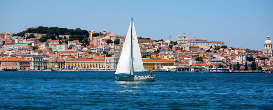 Lisbon by private yacht