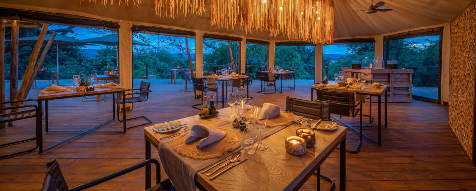 Dining at Magashi Camp 