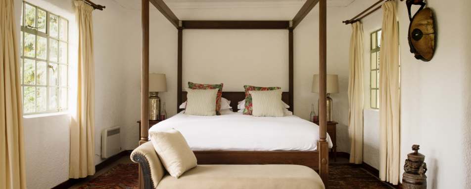 Bedroom - Sabyinyo Silverback Lodge