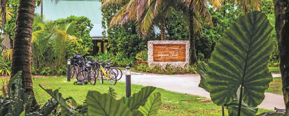 Reception - Alphonse Island