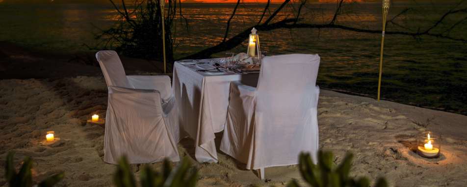 Private Beach Dinner - Denis Private Island