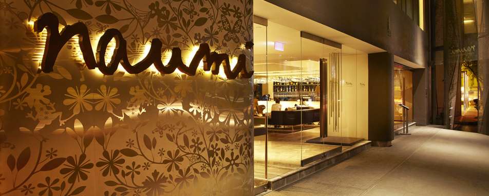 Entrance - Naumi Hotel