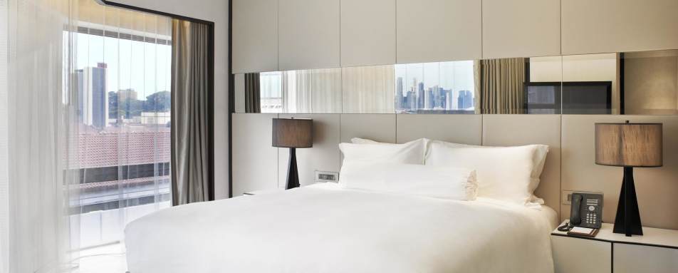 Oasis Room - Naumi Hotel