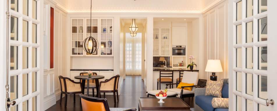 Residence Suite Lounge - Raffles Hotel Singapore 