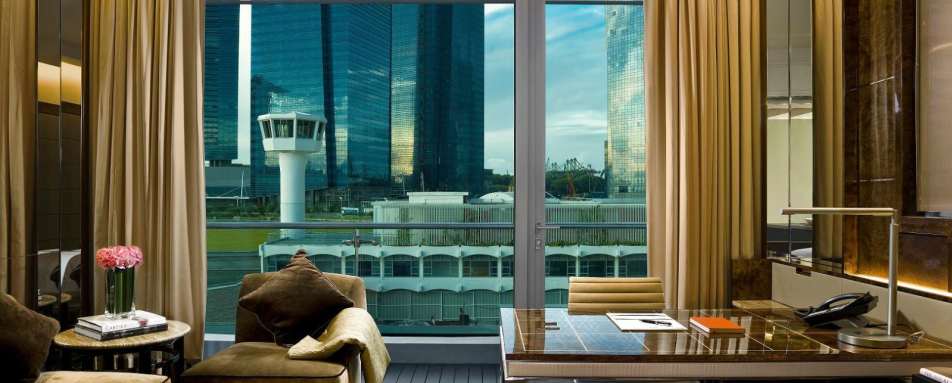 Deluxe Room - The Fullerton Bay