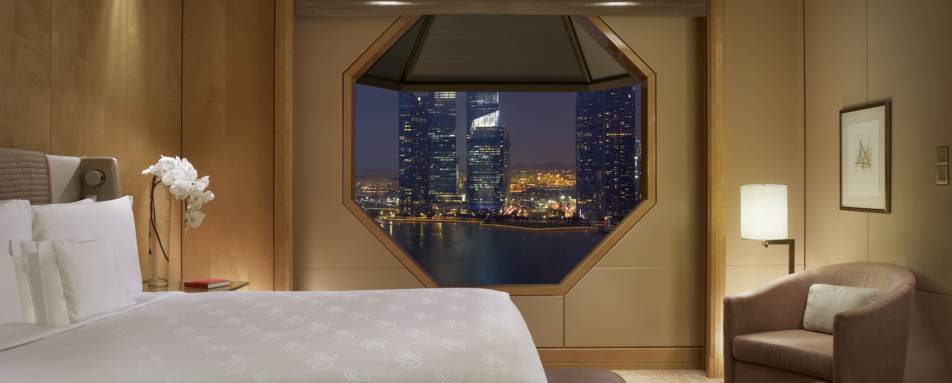 Premier Suite - The Ritz-Carlton Millenia  