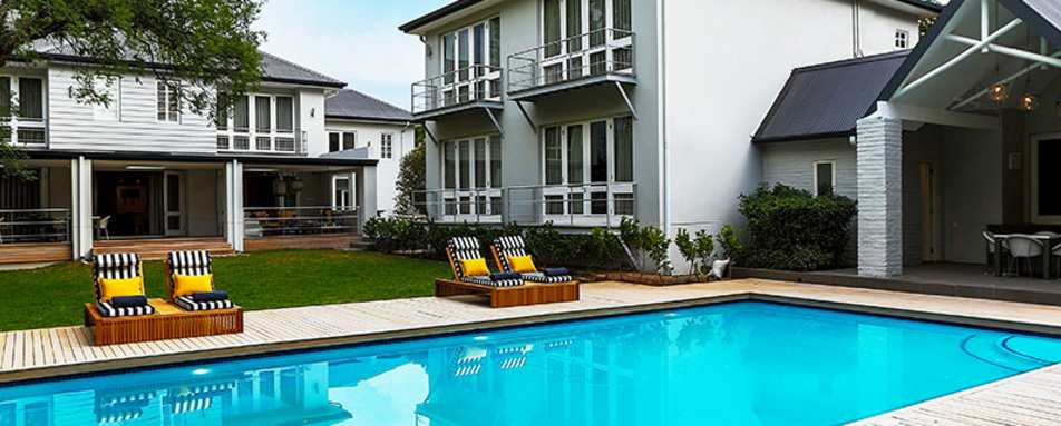 Villa Pool Area - AtholPlace Hotel & Villa