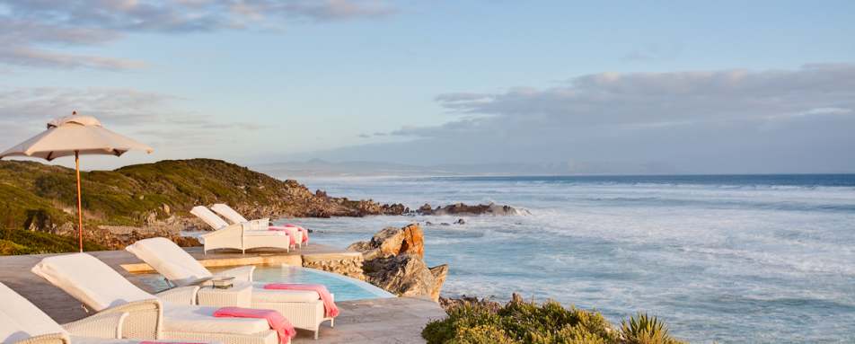 Clifftop pool - Birkenhead House