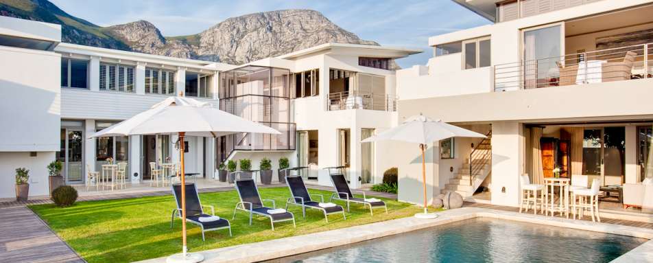 Pool area - Birkenhead House