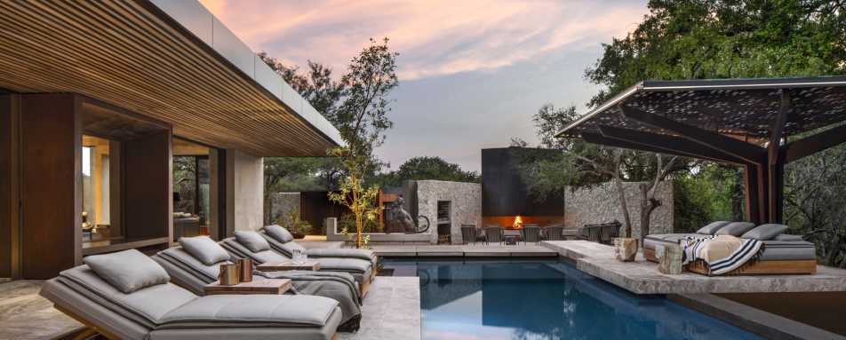 Swimming pool and loungers 