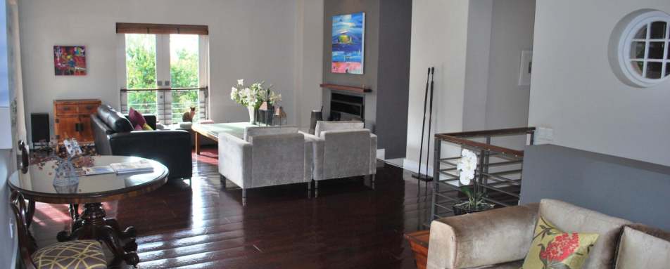 Lounge - Four Rosmead