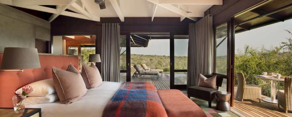 A red suite - Kwandwe Ecca Lodge