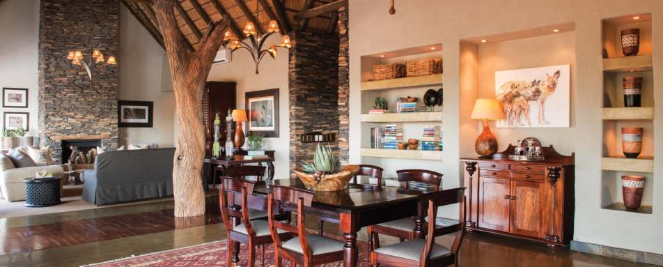 Dining and lounge - Little Madikwe Hills