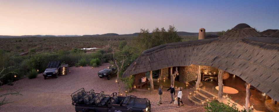 Entrance Lelapa Lodge 