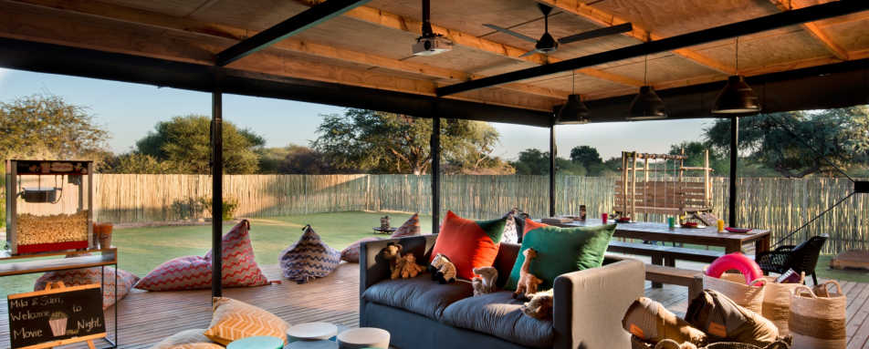 Mack  Madi Safari Club 