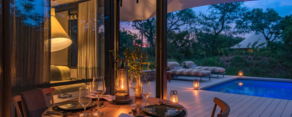 Private dining on deck 