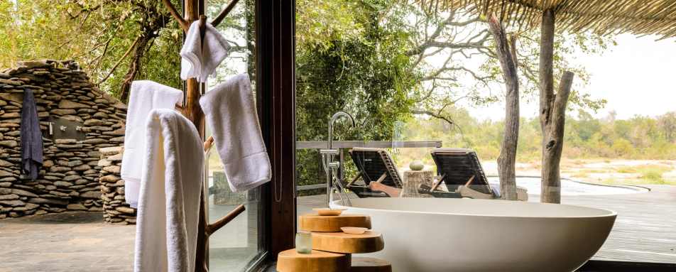 Bathroom at Singita Boulders 