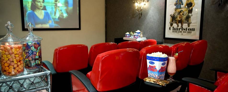 The Cinema - Twelve Apostles