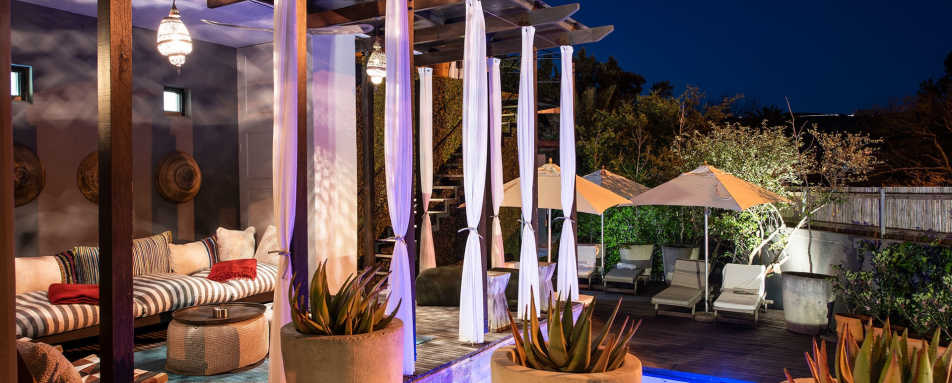 Kensington Place Pool 