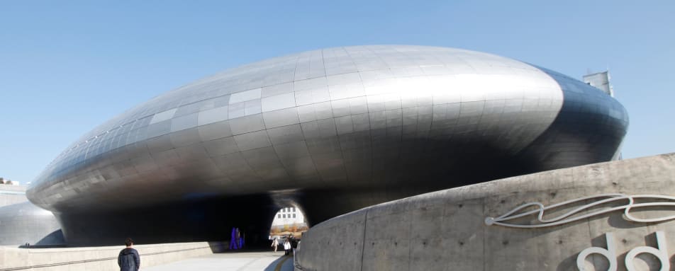 Dongdaemun Design Plaza and Hongdae