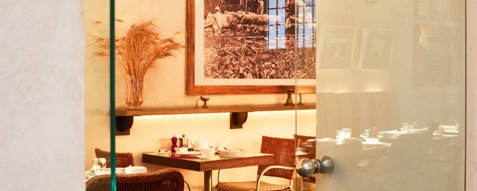 Restaurant - Corral del Rey, Seville