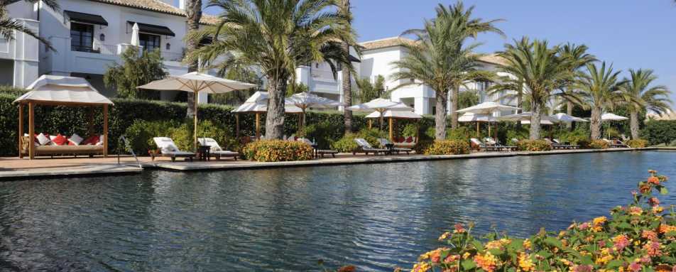 Pool and gardens - Finca Cortesin