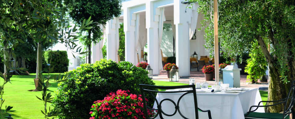 El Jardin Terrace - Finca Cortesin