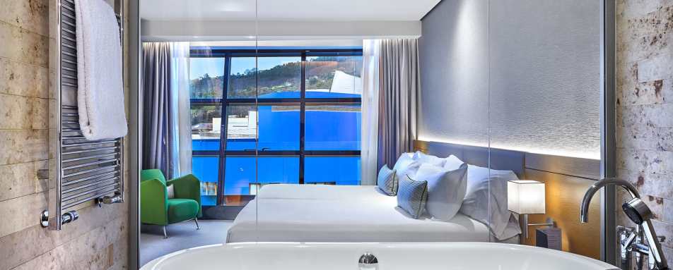 Premier Bathroom - Gran Hotel Domine Bilbao