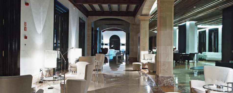 Lobby - Hospes Maricel