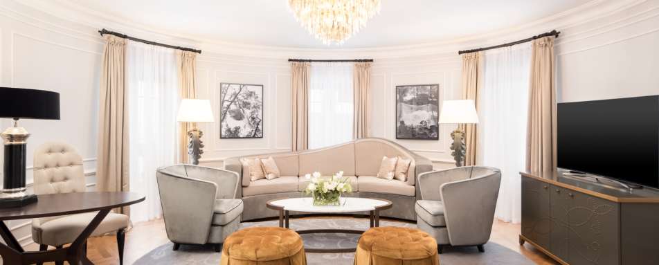 Royal Suite living room - Hotel Maria Cristina