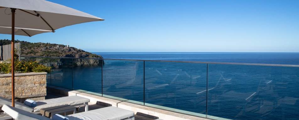 Jumeirah Port de Soller - Pool Loungers 