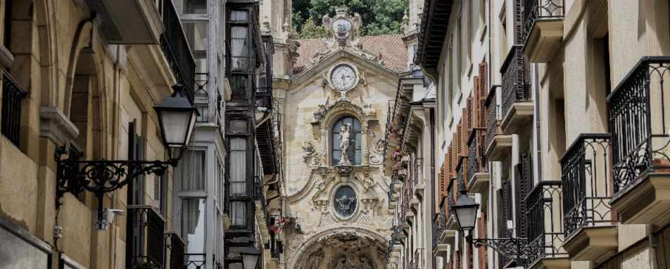 Walking Tour through the history and culture of San Sebastian
