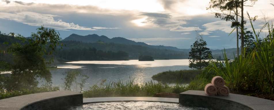 Hot Tub Views - Ceylon Tea Trails  