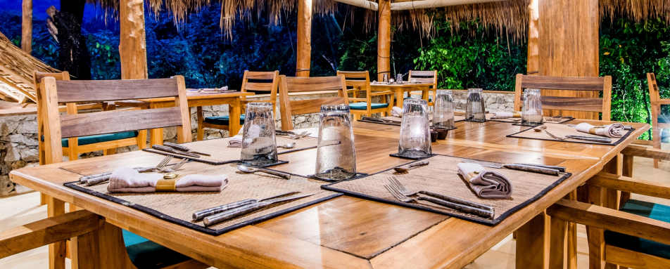 Communal Dining - Gal Oya Lodge