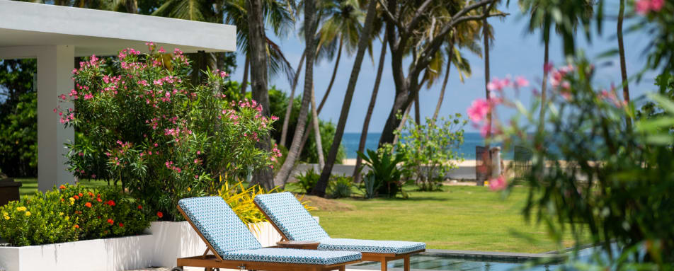 Pool Area - Kalkudah Beach Hotel 