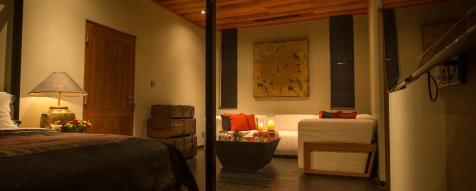 Executive Suite - Stone House