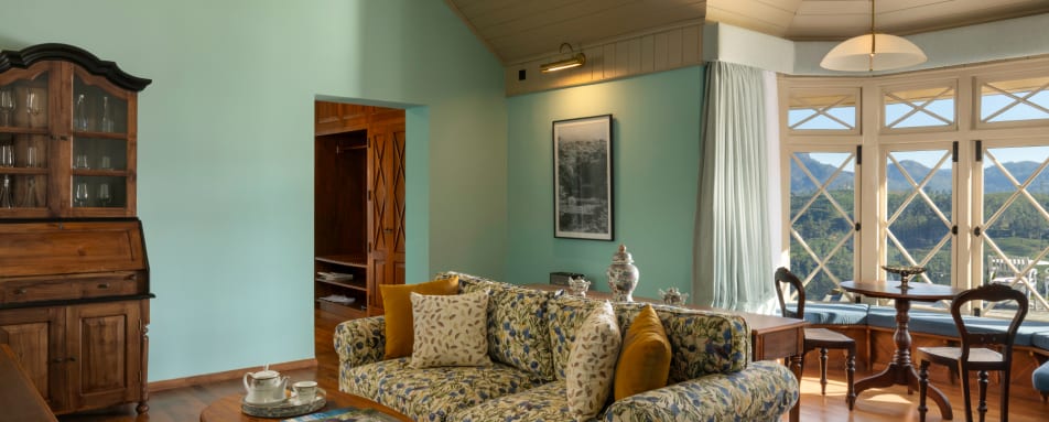 Living Area - Uga Hallowalla 